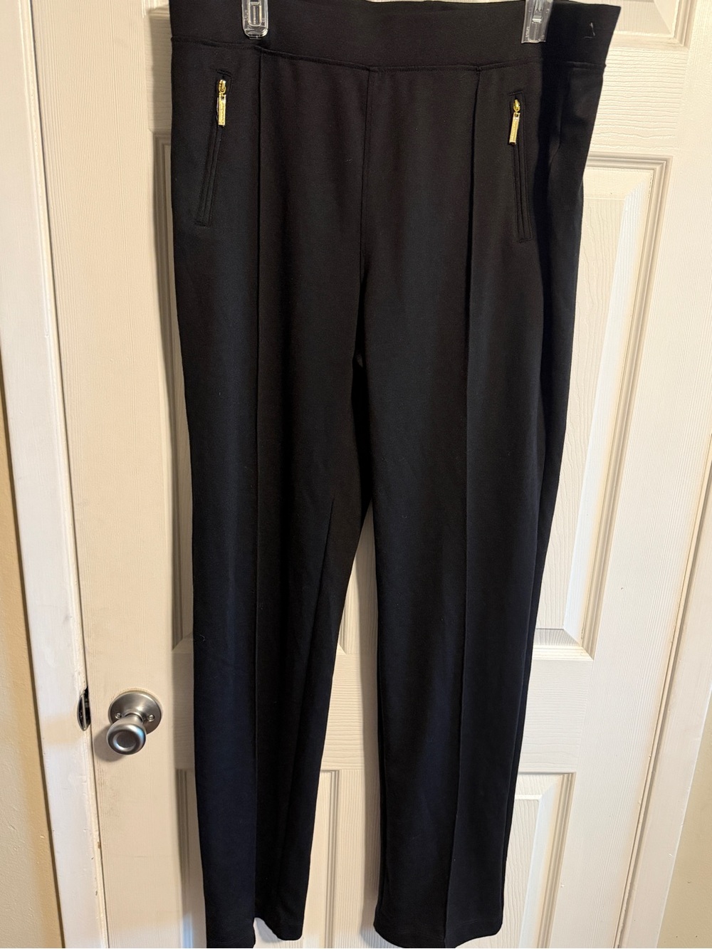 Dana Buchman Stretch Fabric Secretly Slims Black Pants gold zipper 16